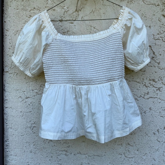 Off the shoulder Old Navy Size large cream and brown smocked puff sleeve top - Picture 5 of 6